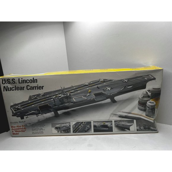 Vtg Italeri Testors USS Lincoln Nuclear Carrier 1/720th Model Kit 899 - Sealed - Picture 1 of 7